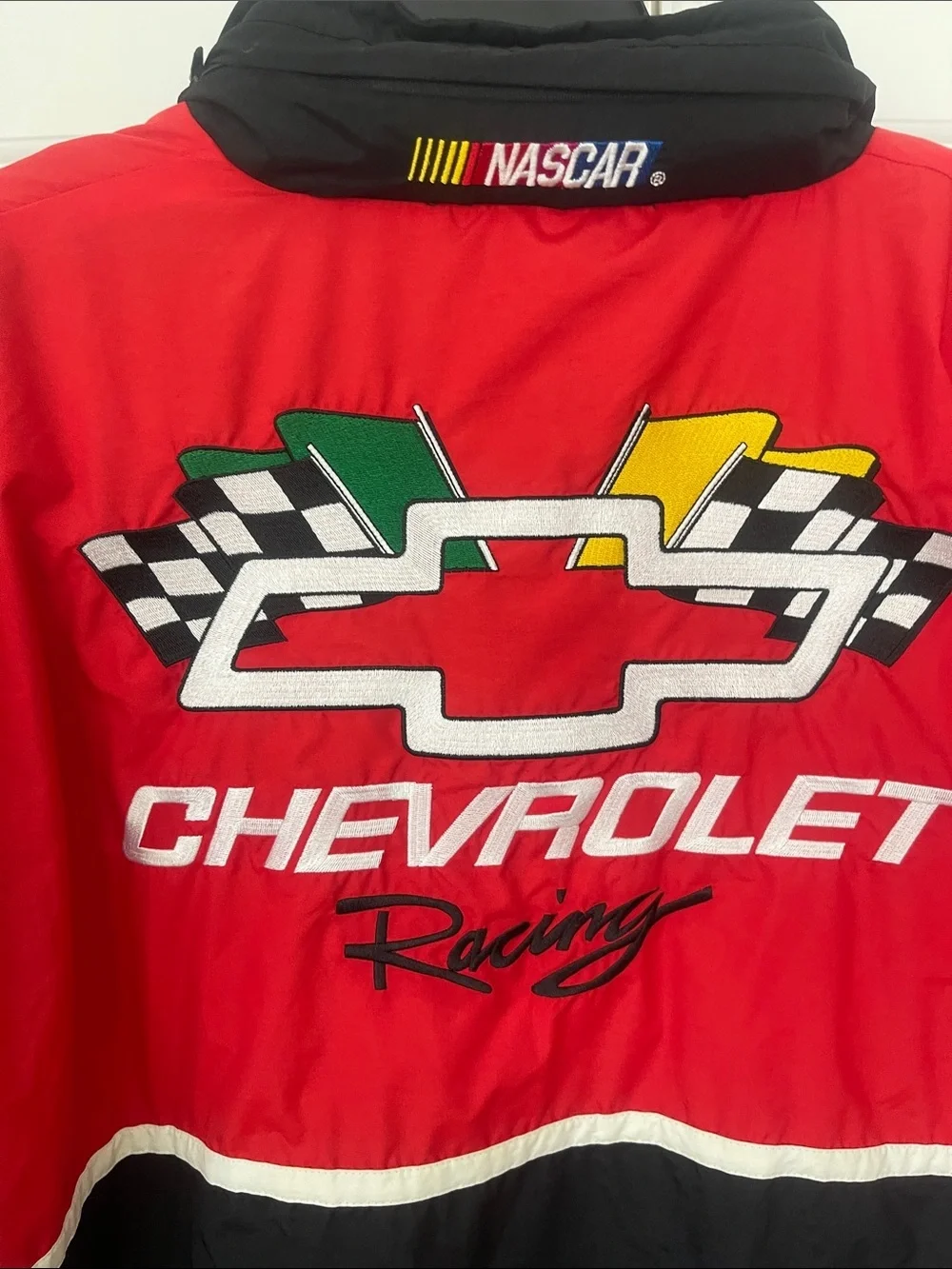 Vintage NASCAR Chevrolet logo racing Jacket size Large Y2K bomber red black